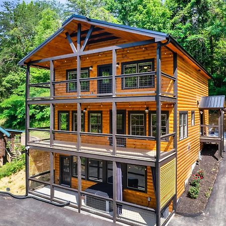 Whispering Pines Villa Сивиървил Екстериор снимка