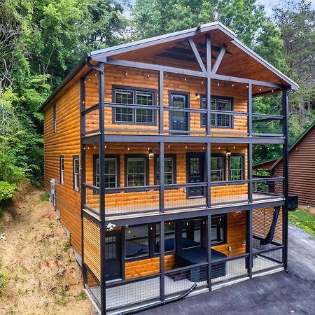 Whispering Pines Villa Сивиървил Екстериор снимка