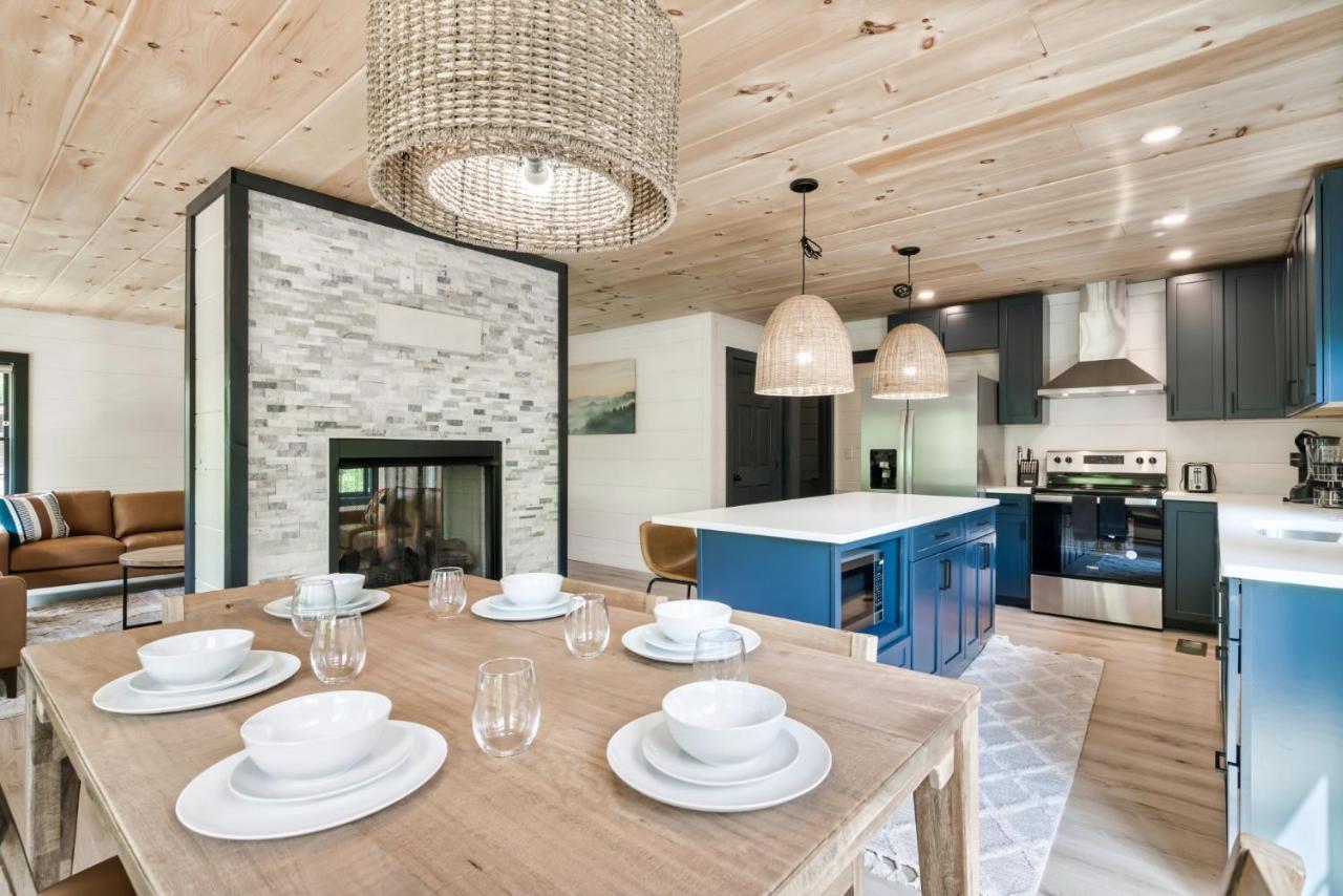Whispering Pines Villa Сивиървил Екстериор снимка