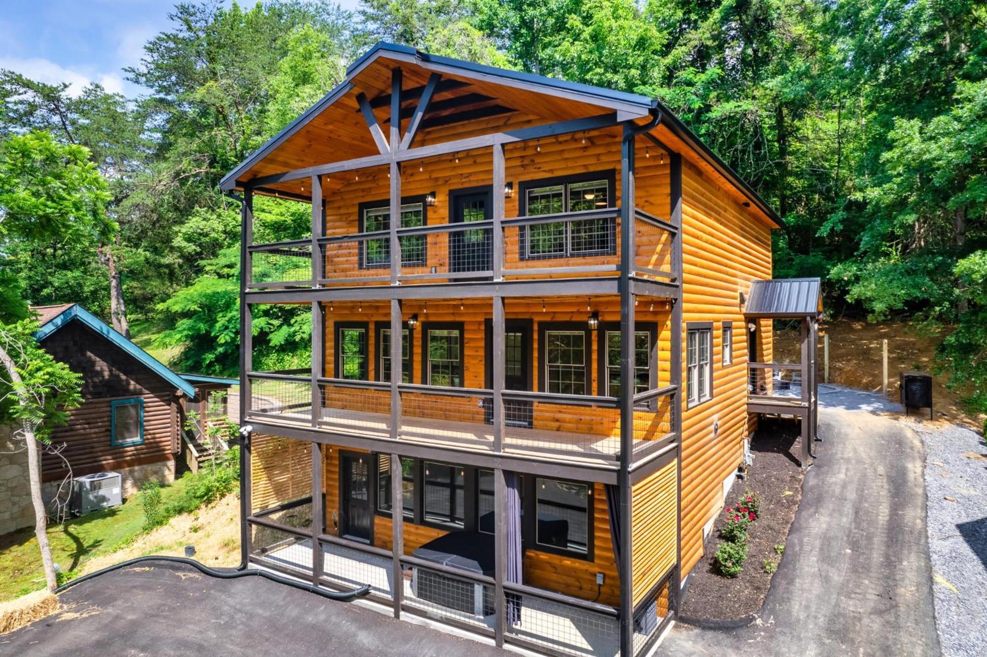 Whispering Pines Villa Сивиървил Екстериор снимка